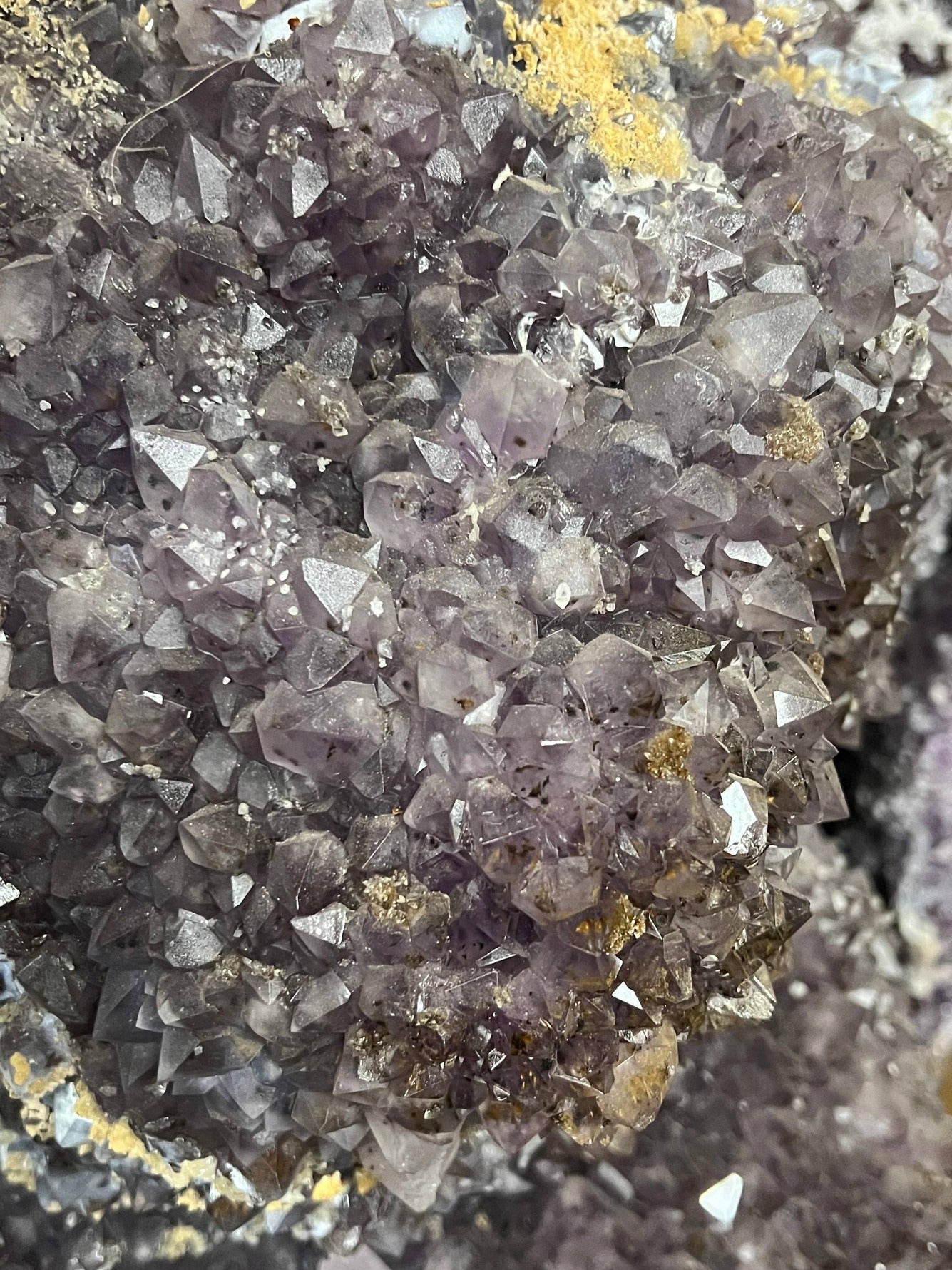 Large Amethyst cluster can stand by itself – view 2
