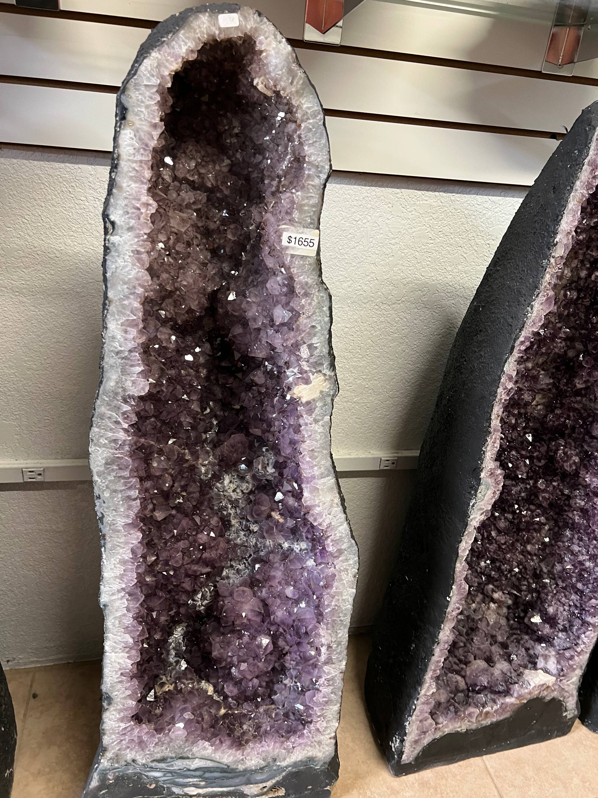 Tall amethyst geode – view 9