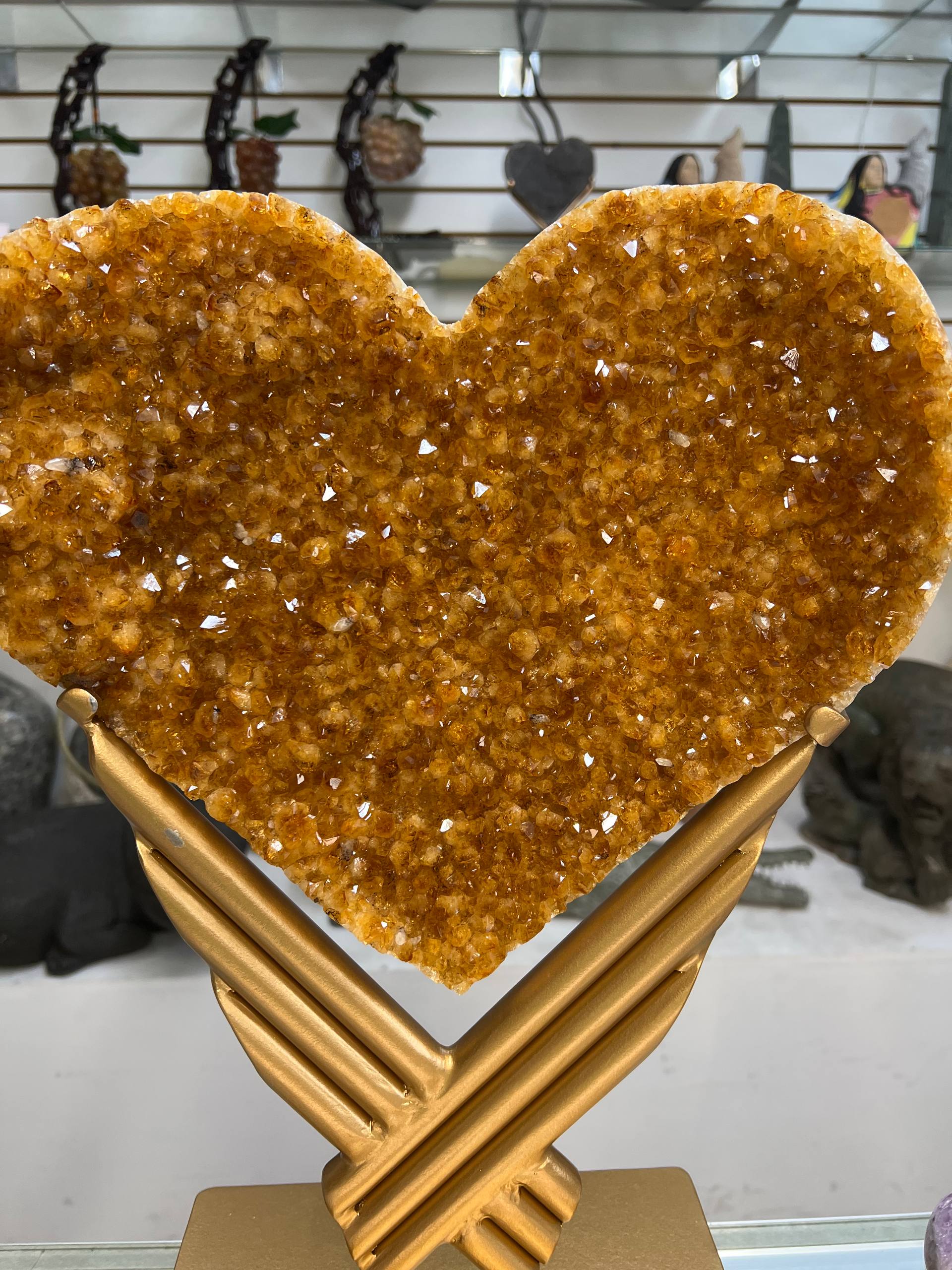 Citrine hearts on stand – view 5
