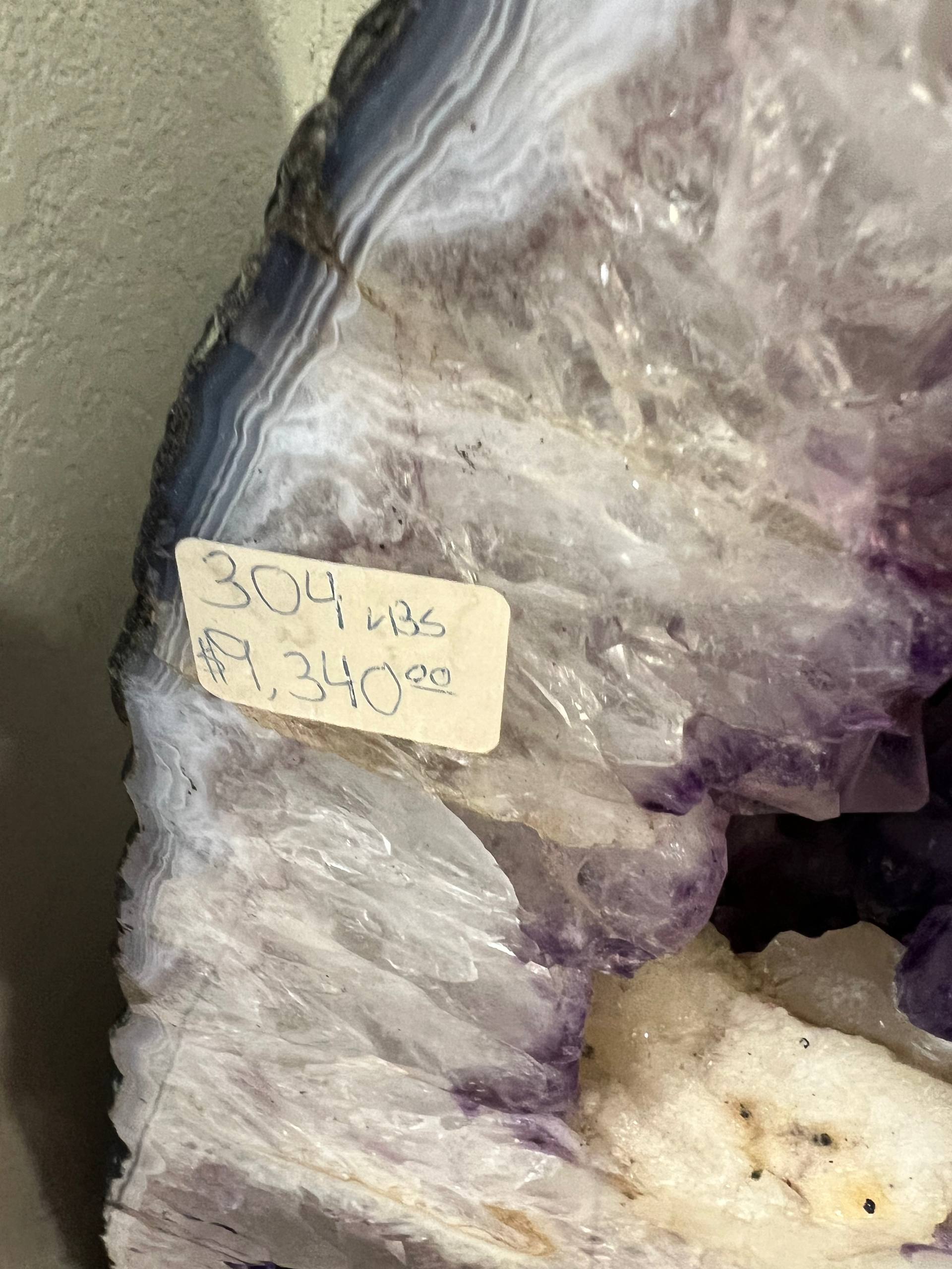 Amethyst tower Geode dark amethyst – view 11