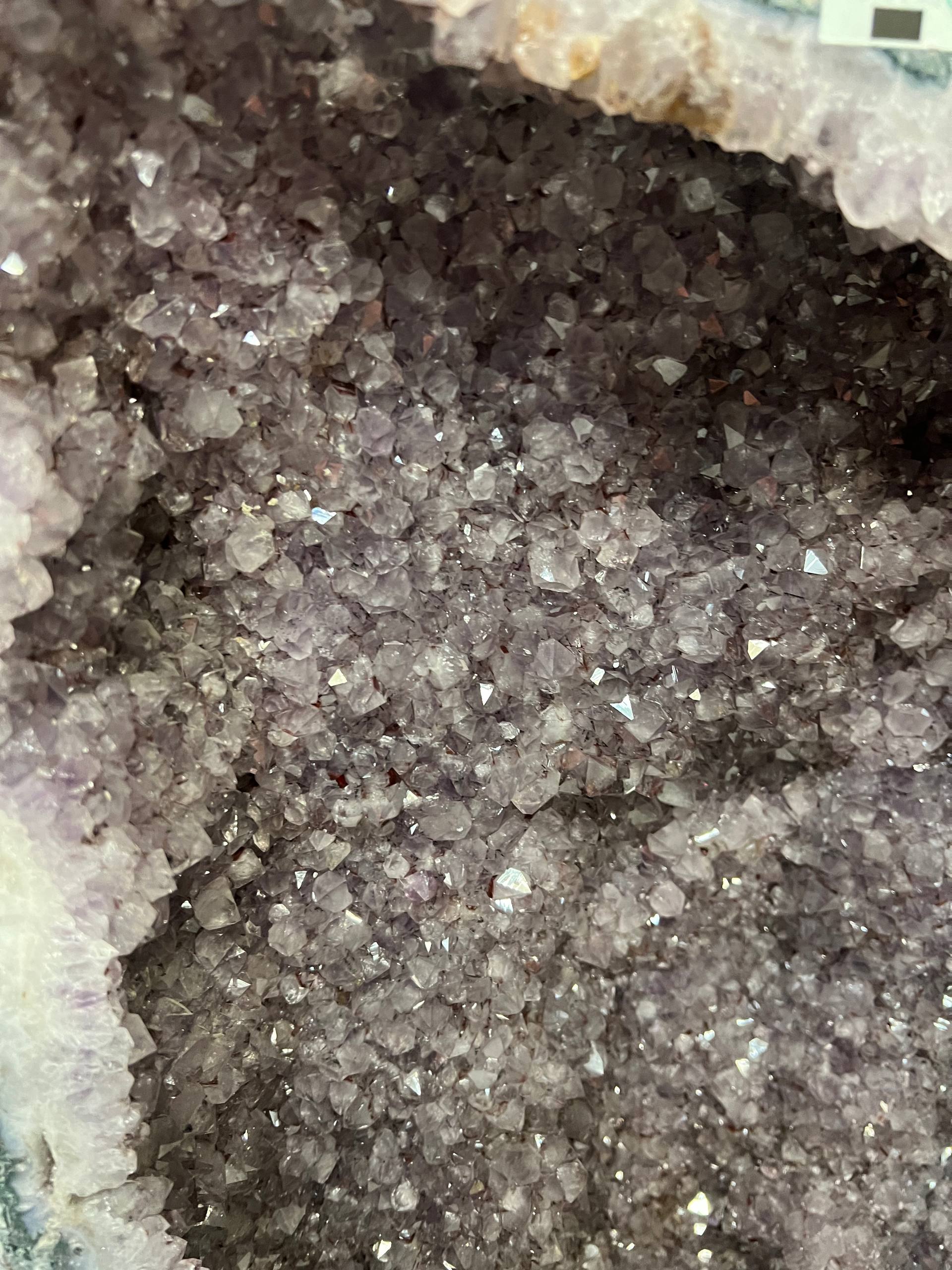 Amethyst geode – view 5