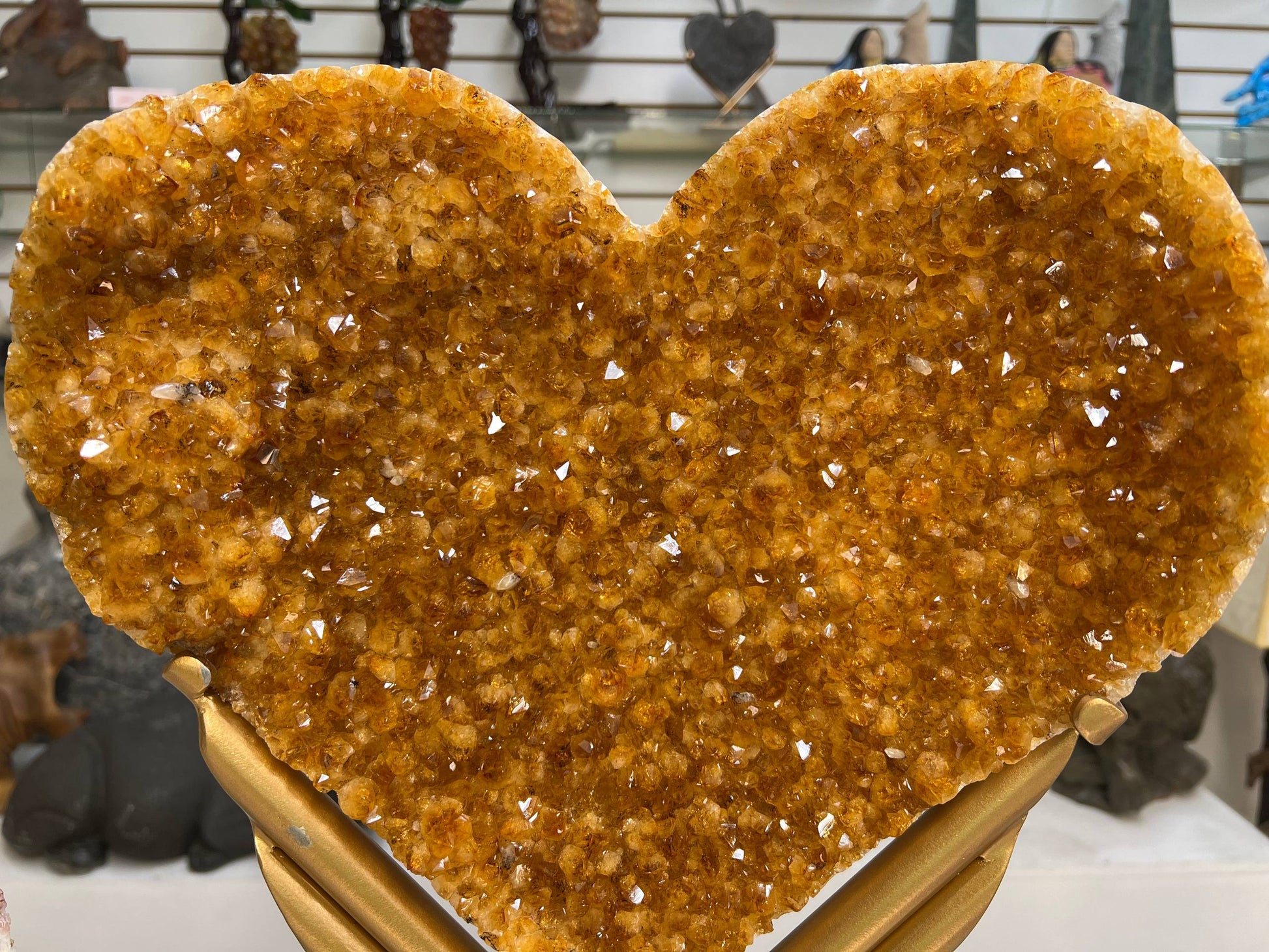 Citrine hearts on stand – view 8