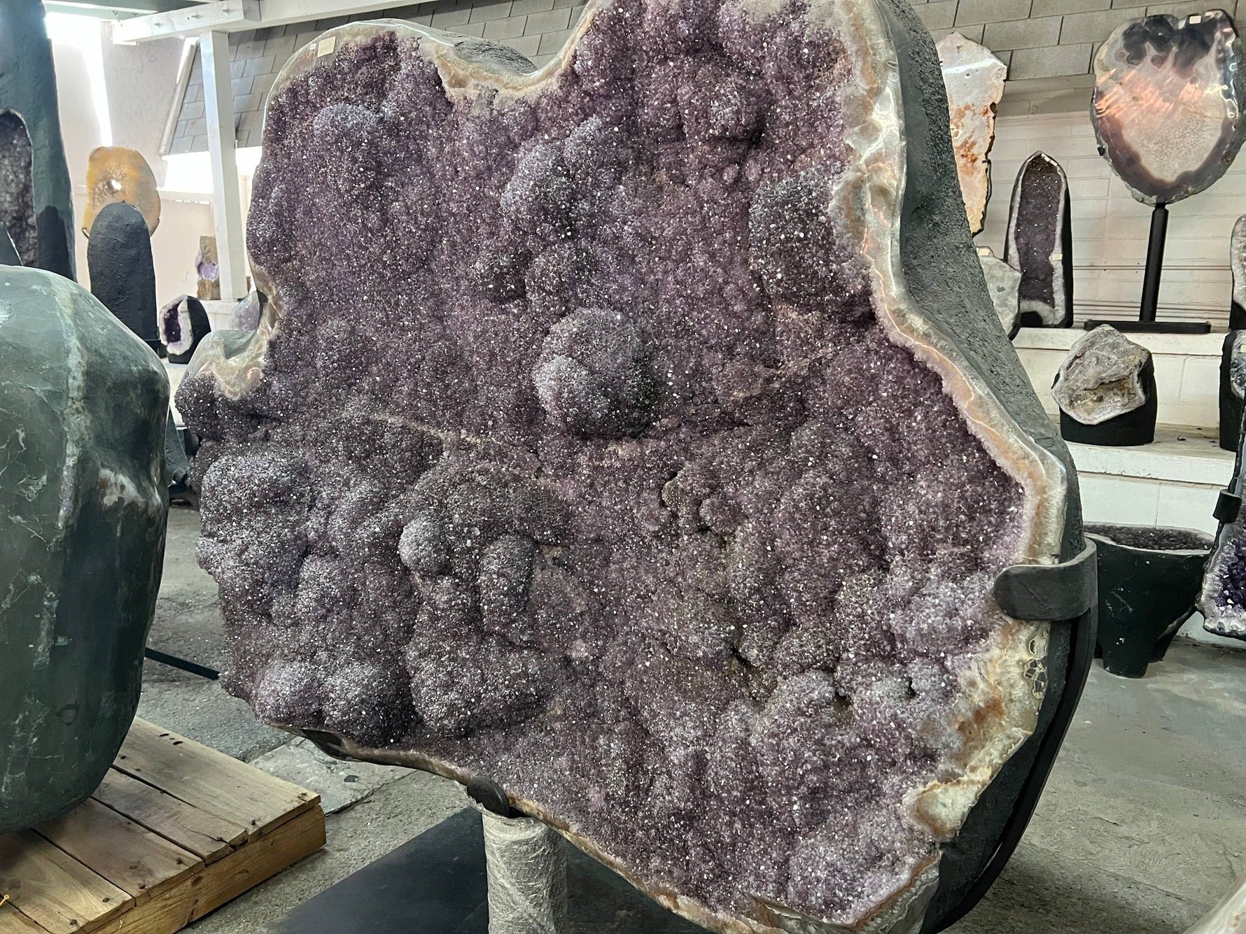 Large Amethyst Slab – side angle