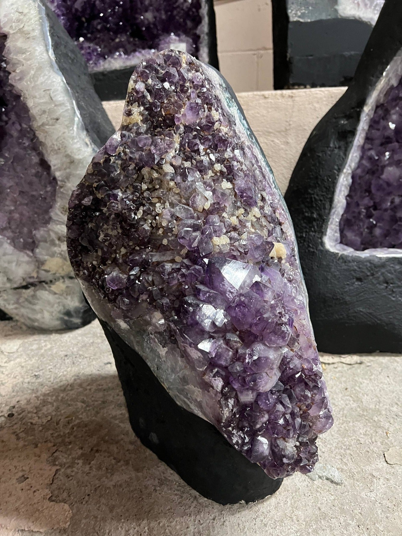 Amethyst cluster – view 5