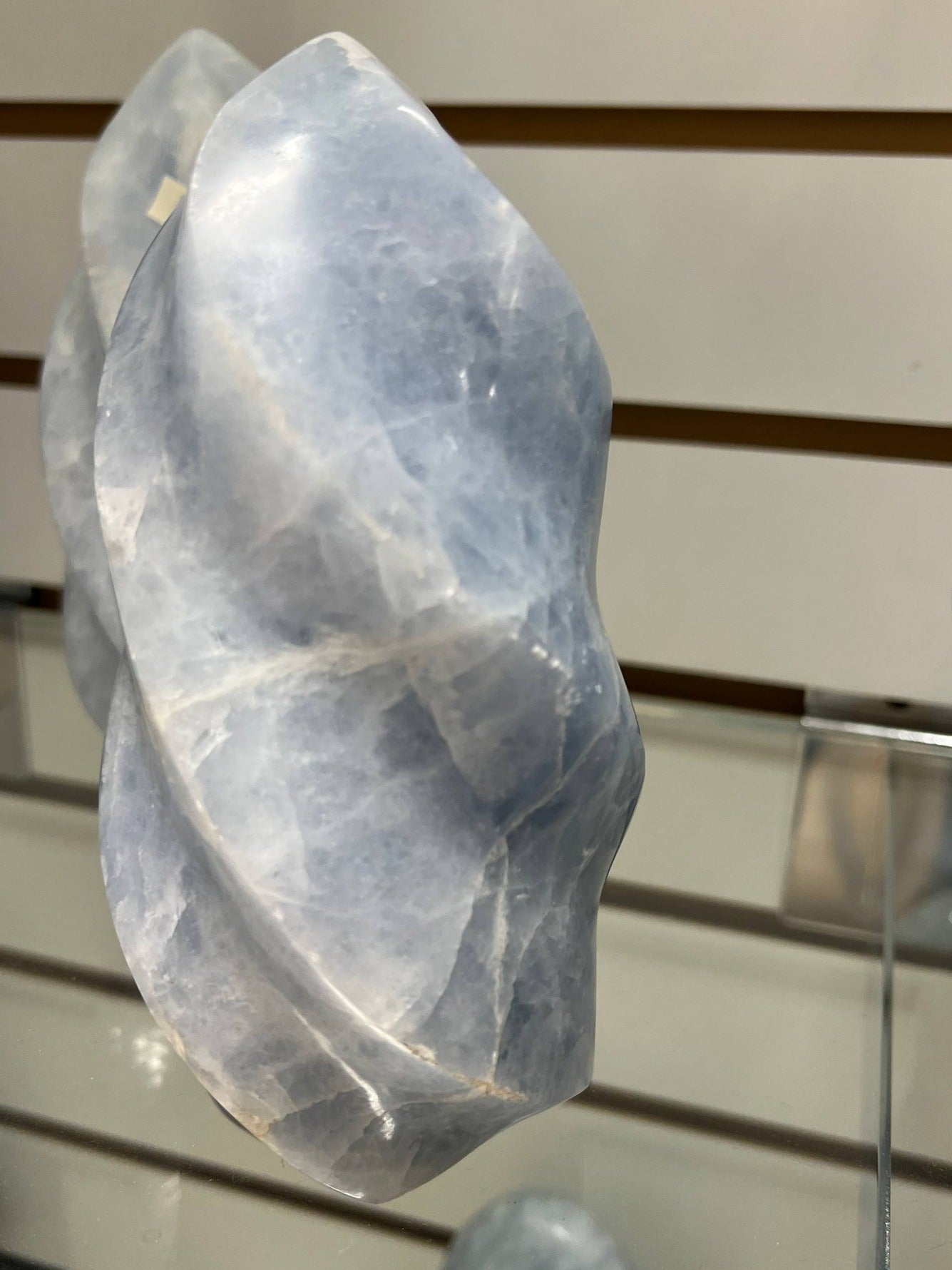 Calcite flames – view 2