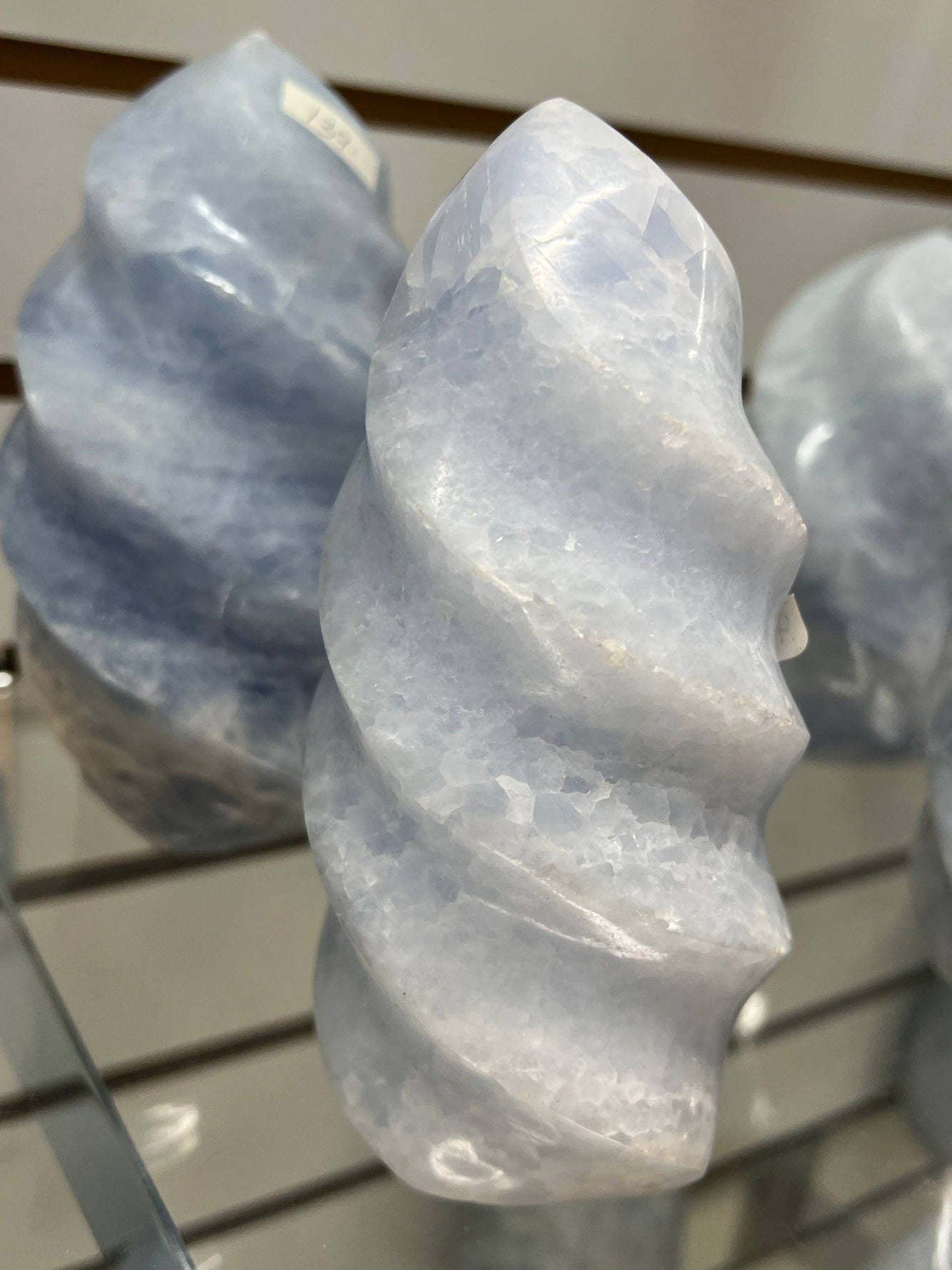 Calcite flames – view 3