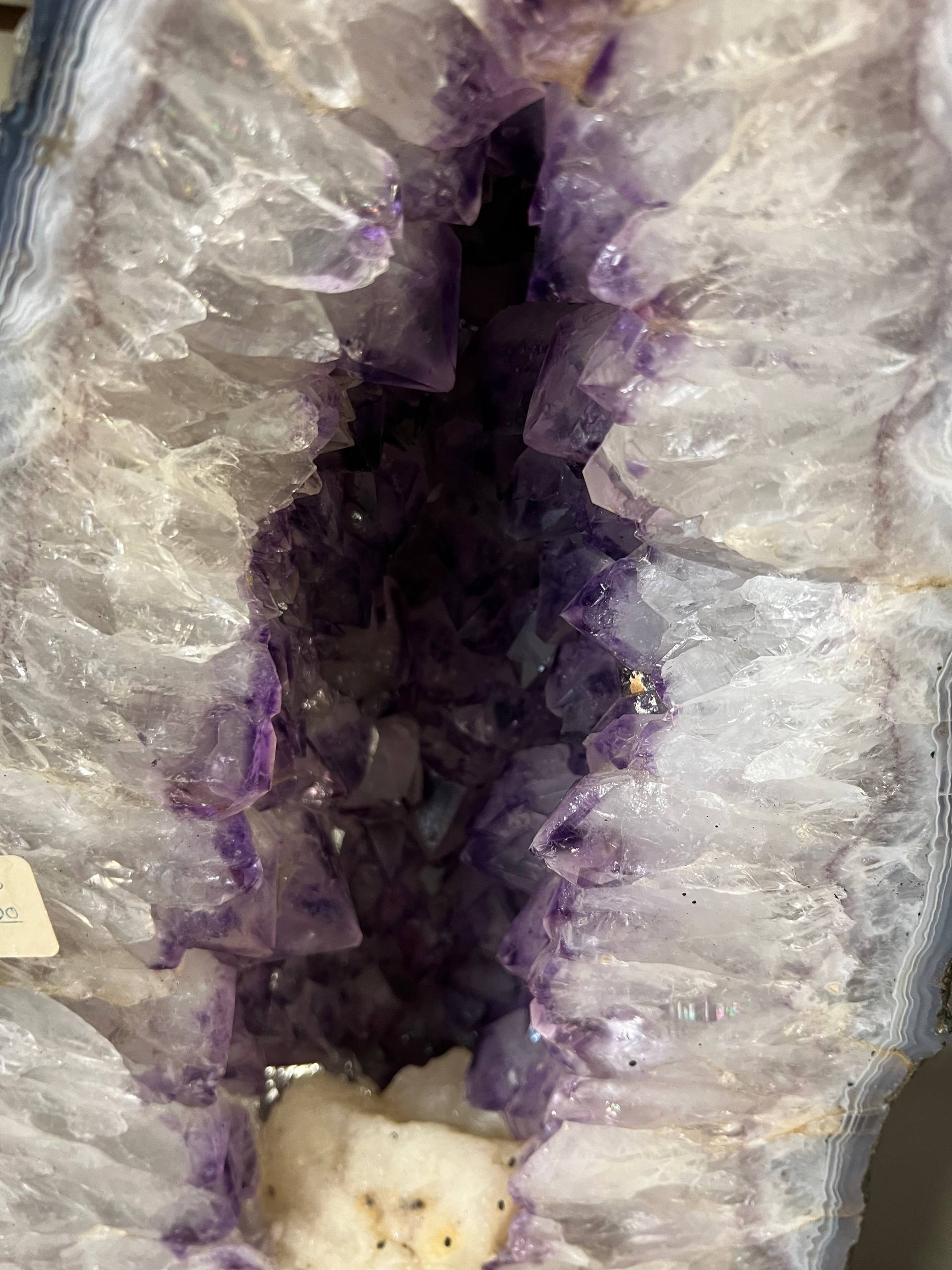 Amethyst tower Geode dark amethyst – view 9