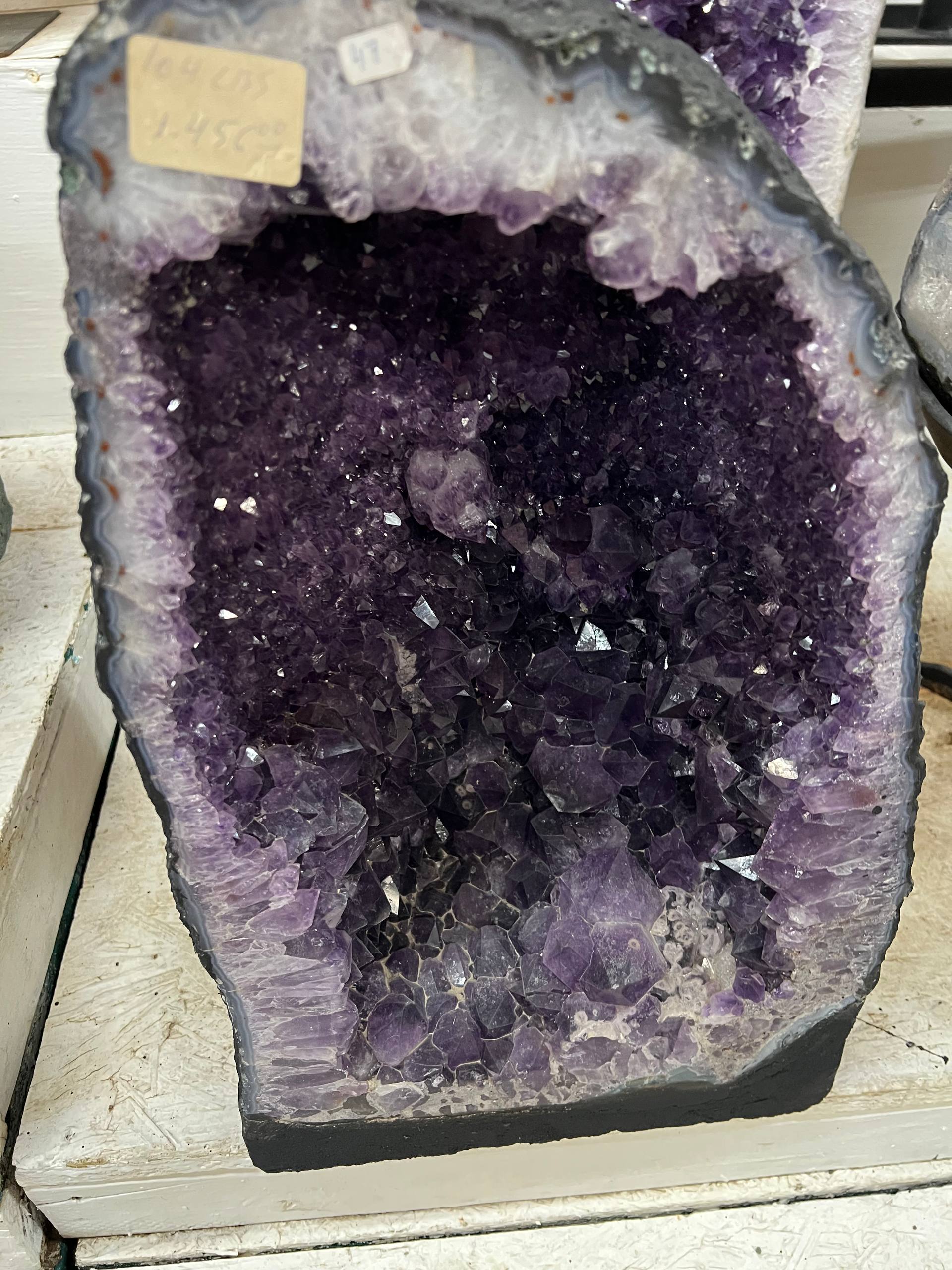 Amethyst geode – view 11