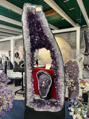 Amethyst cathedral geode tall arch – view 1