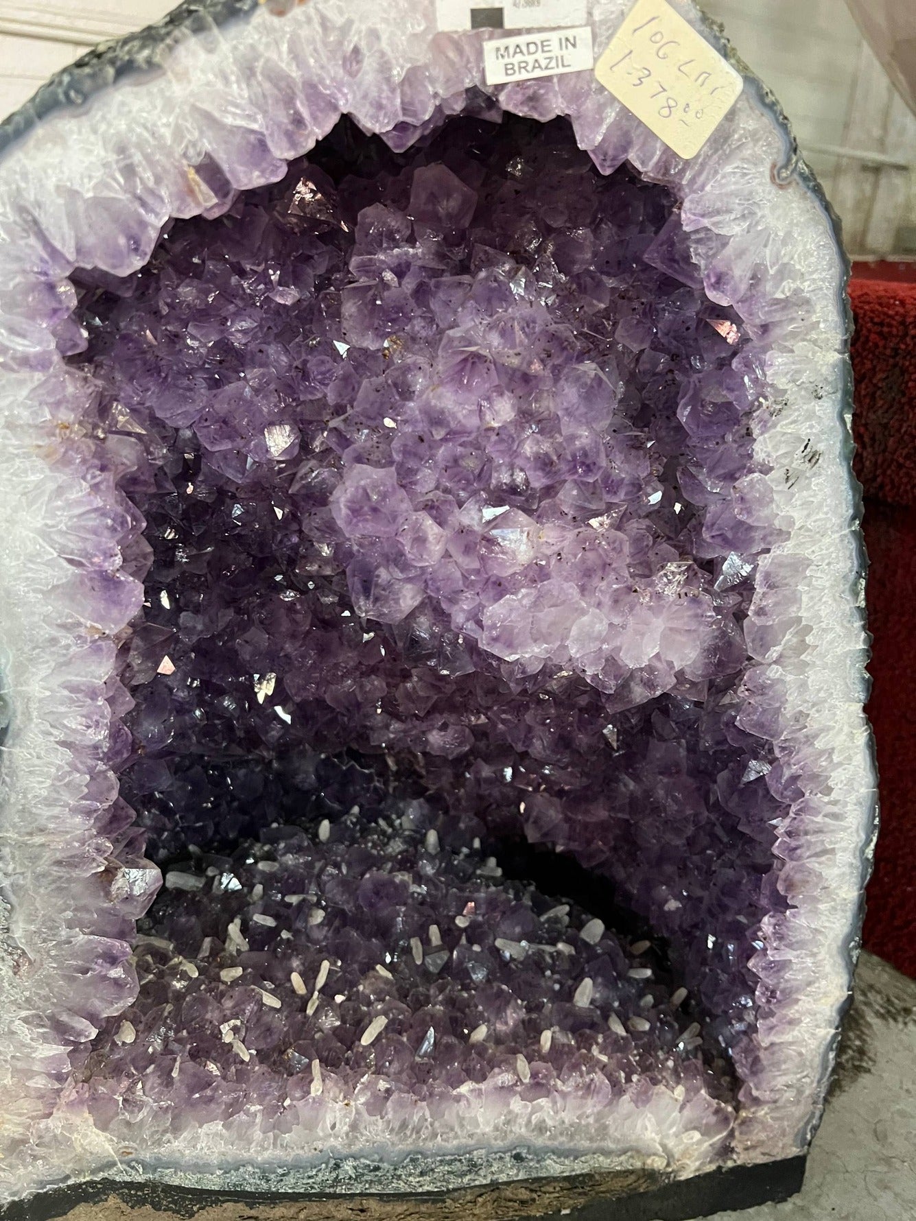Amethyst Cathedral Geode – crystal close-up