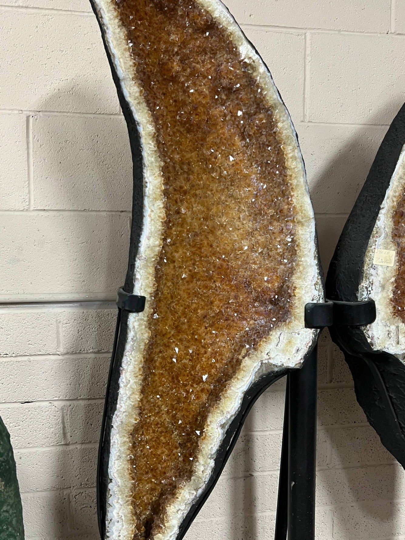 Citrine wings on stand – view 4