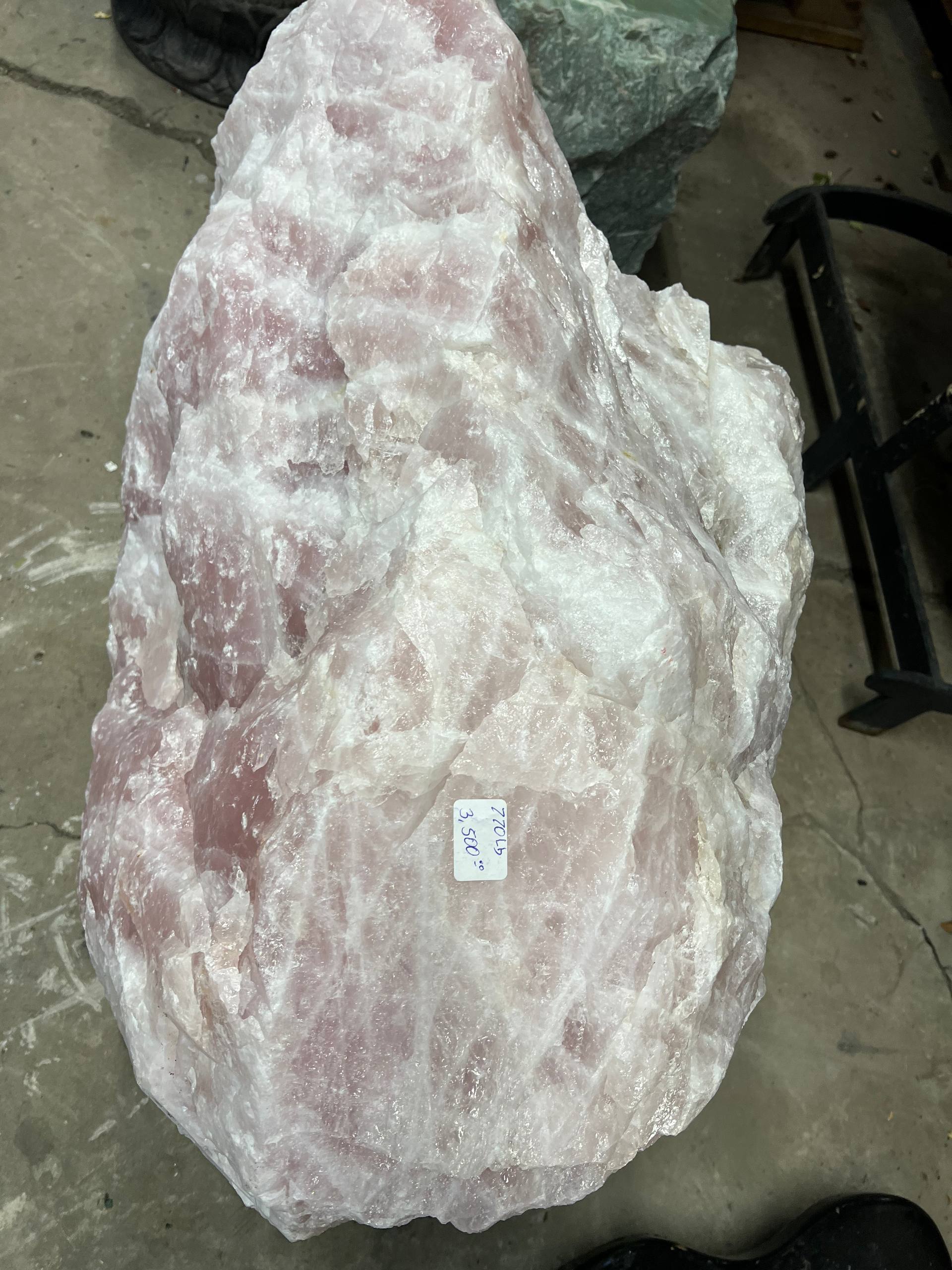 Rose Quartz huge – view 3
