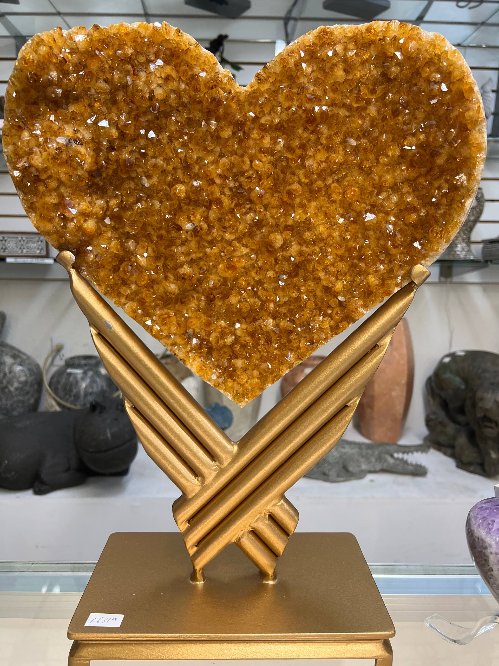 Citrine hearts on stand – view 3