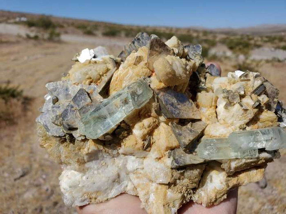 Aquamarine Muscovite & Mica