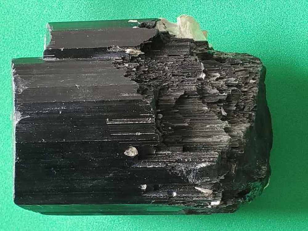 Wholesale Black Tourmaline Crystal