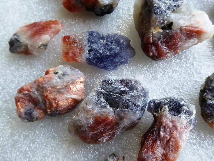 Iolite-Sunstone