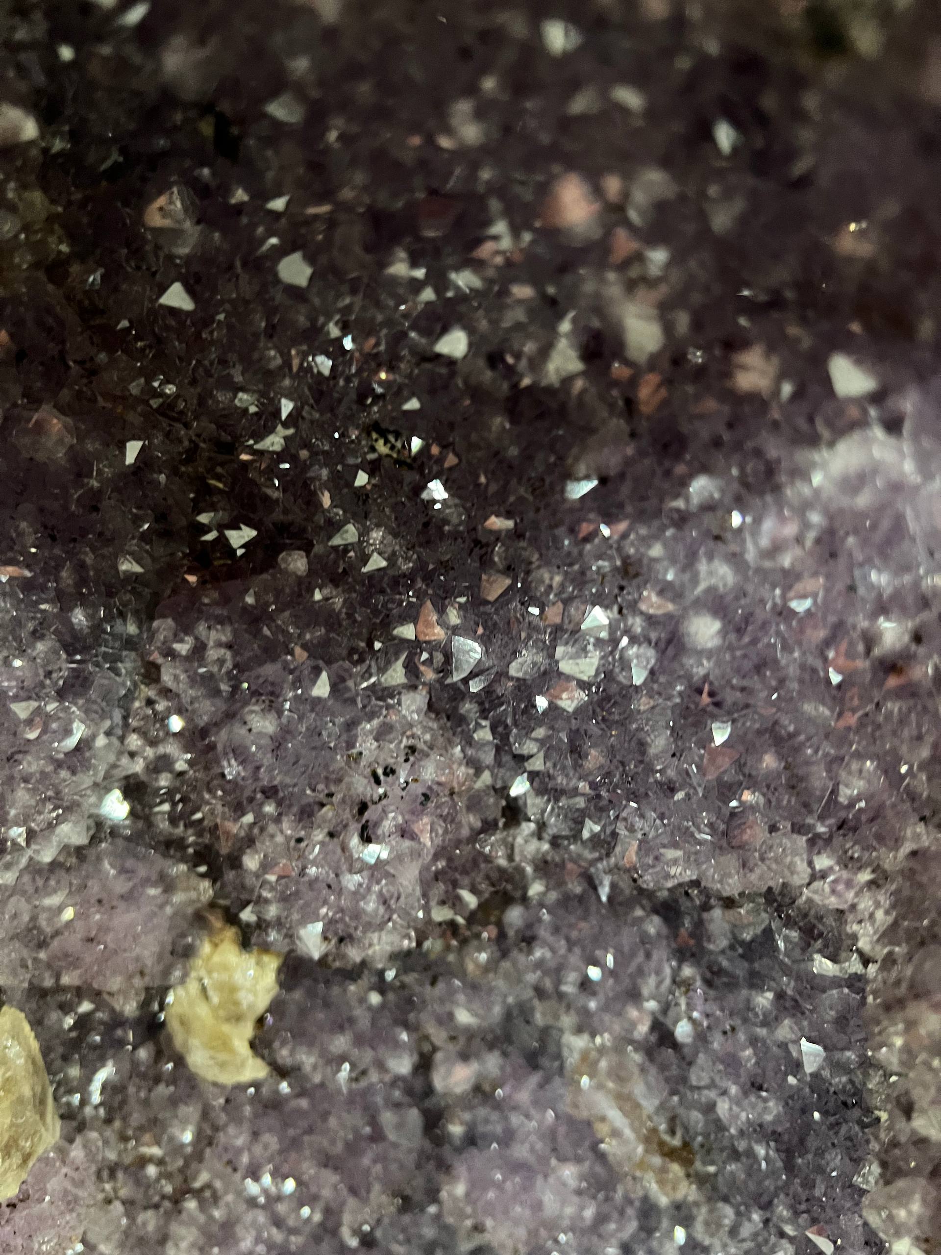 Amethyst geode with calcite – view 4