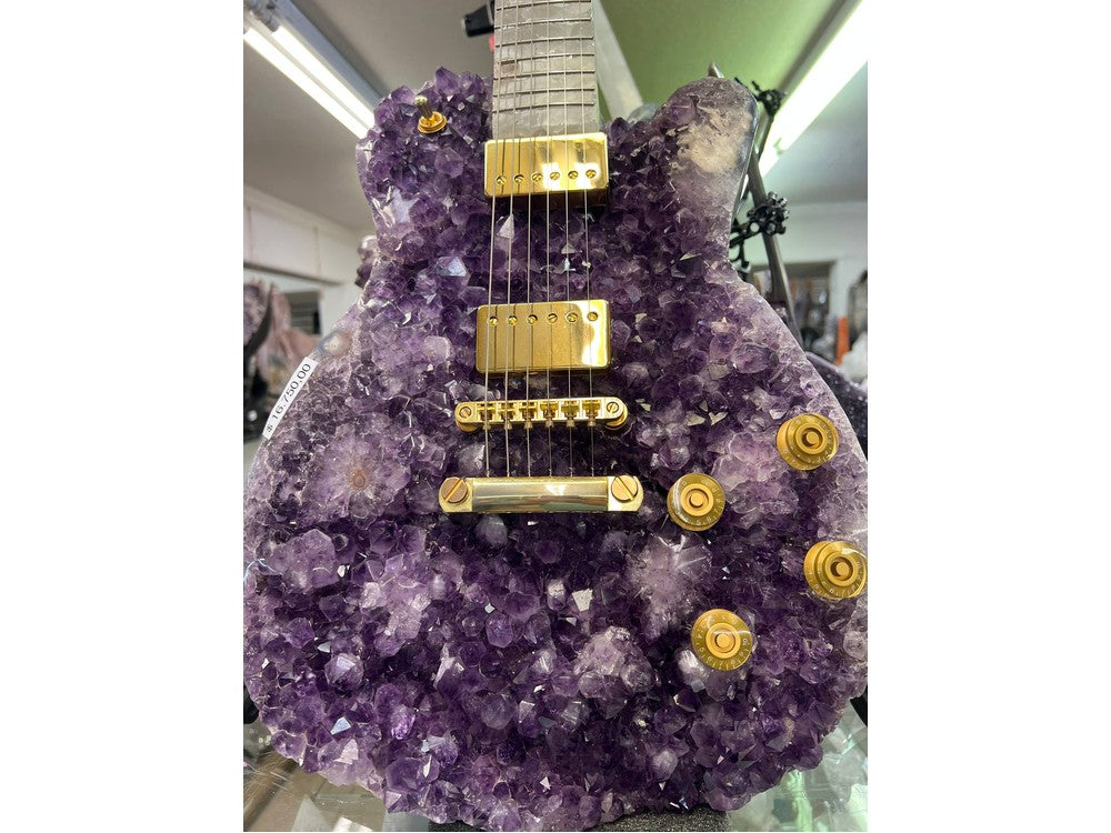 Amethyst guitar decoration