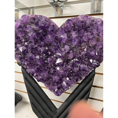 Amethyst heart with stand