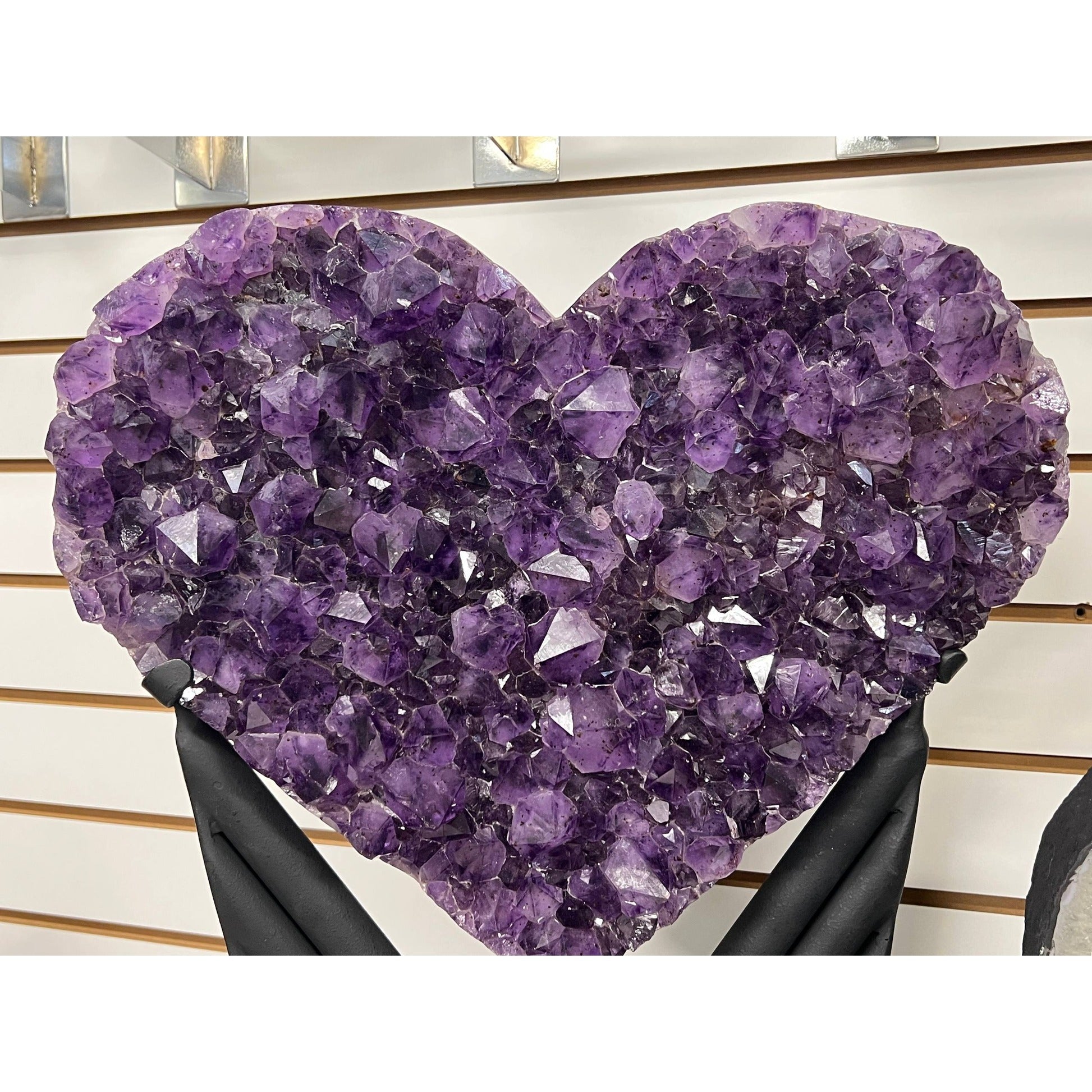 Amethyst heart with stand