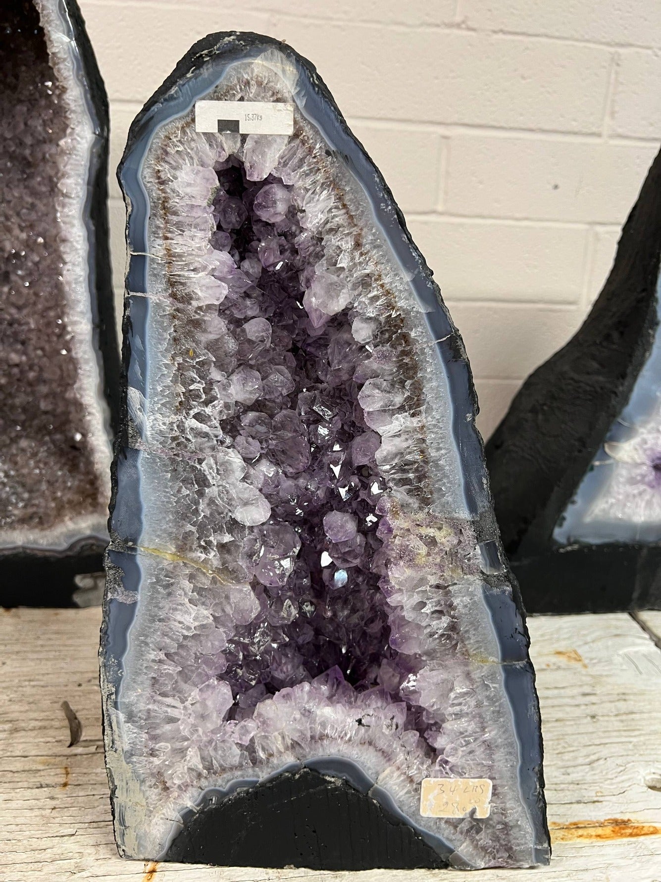Amethyst geode – view 5