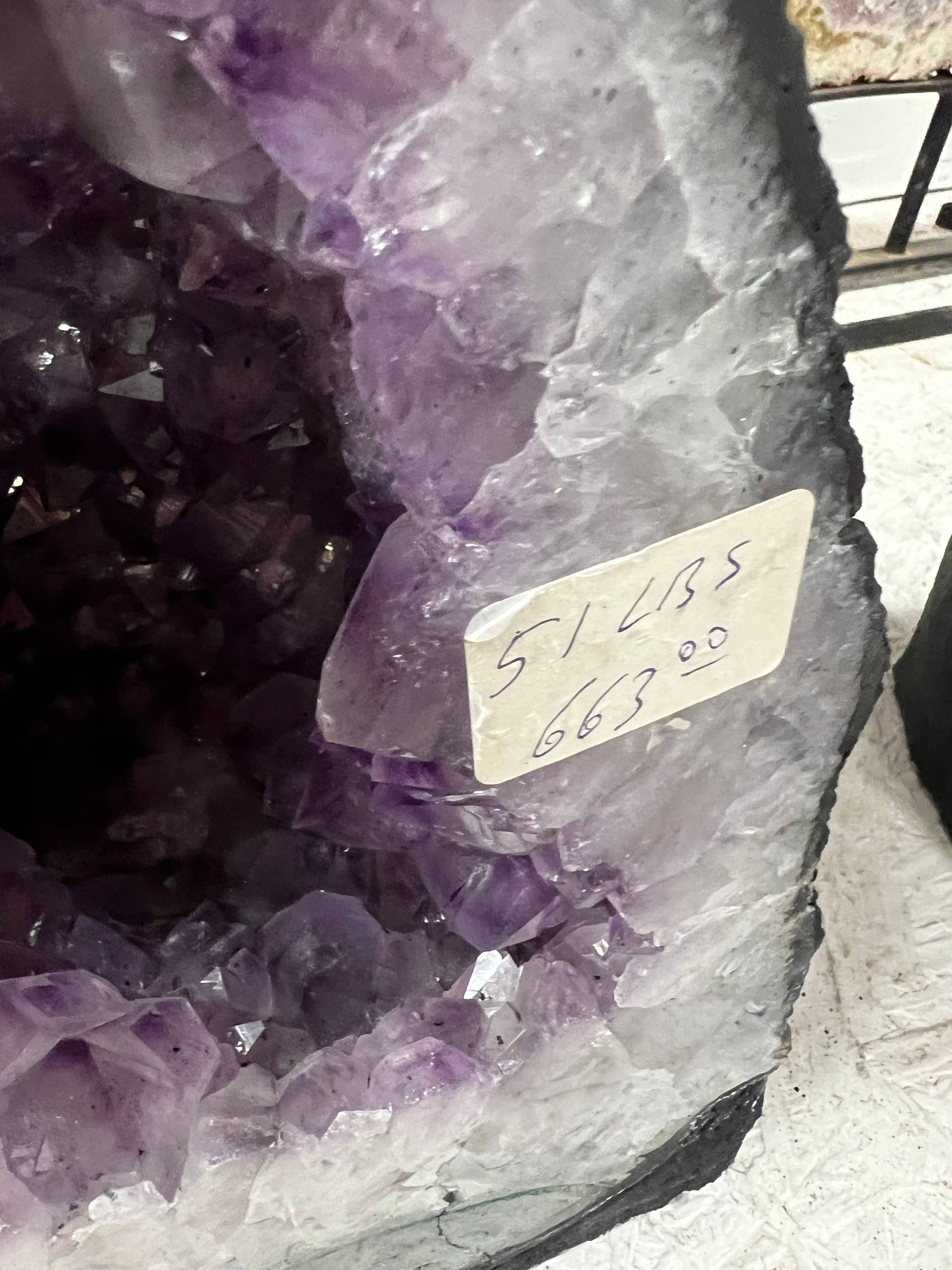 Amethyst geode – view 6