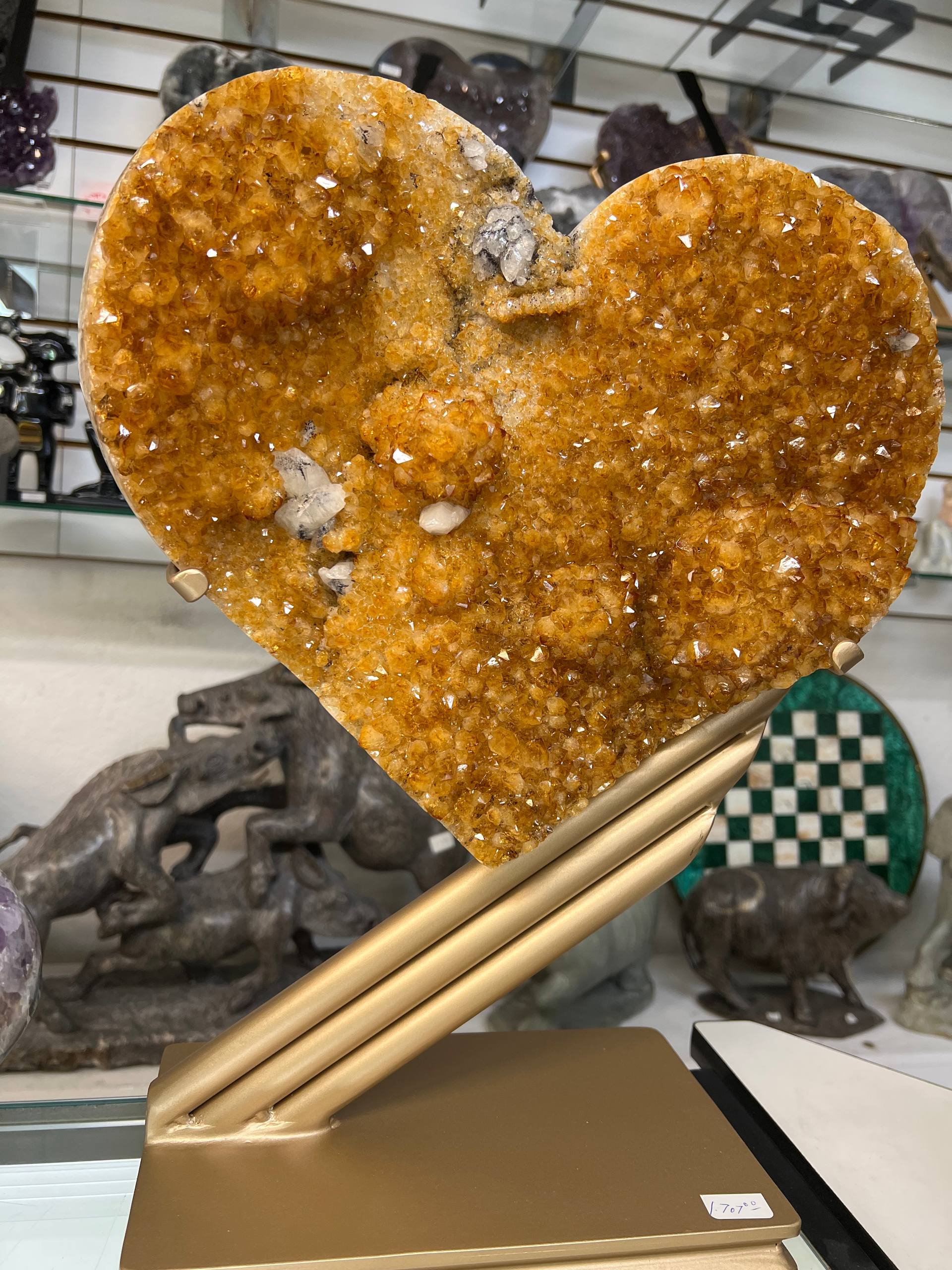 Citrine hearts on stand – view 4