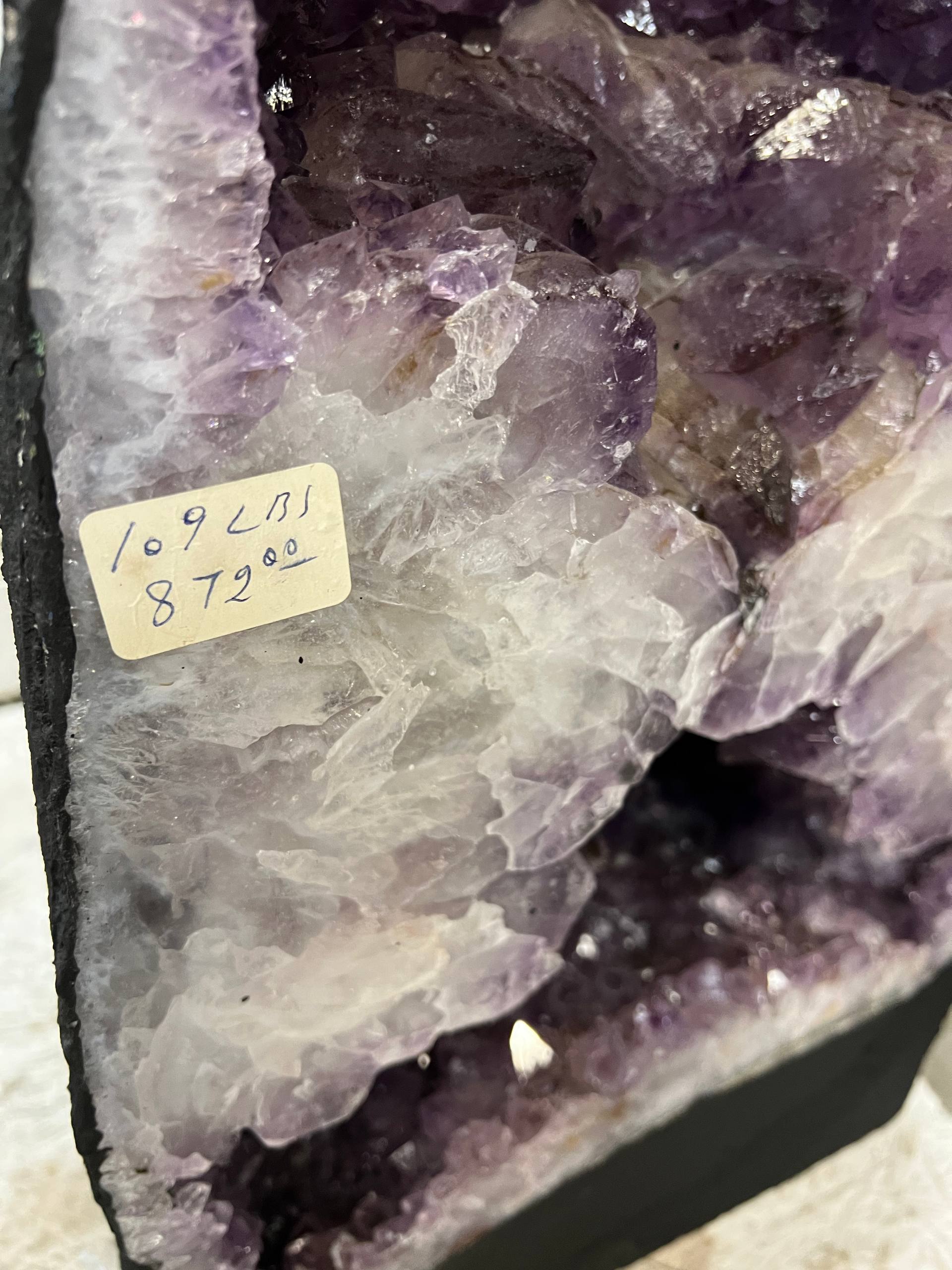 Amethyst geode – view 7