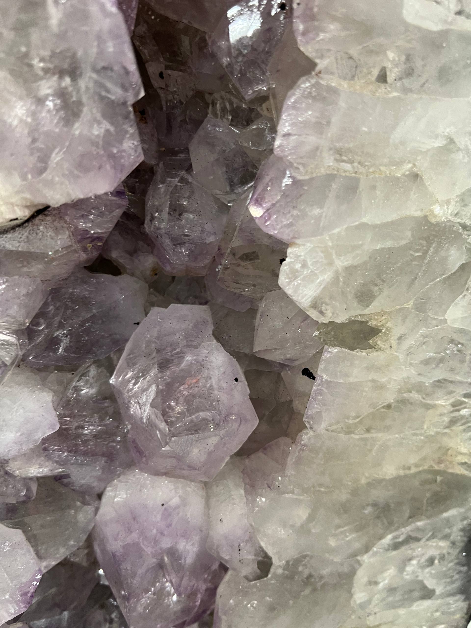 Amethyst geode stands by itself – view 7