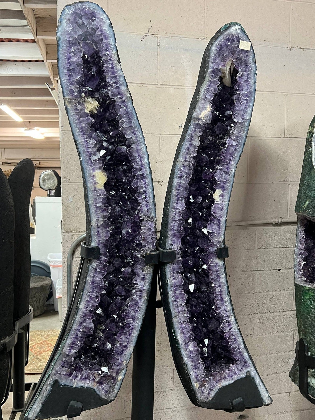 Amethyst wings high quality on stand – view 3