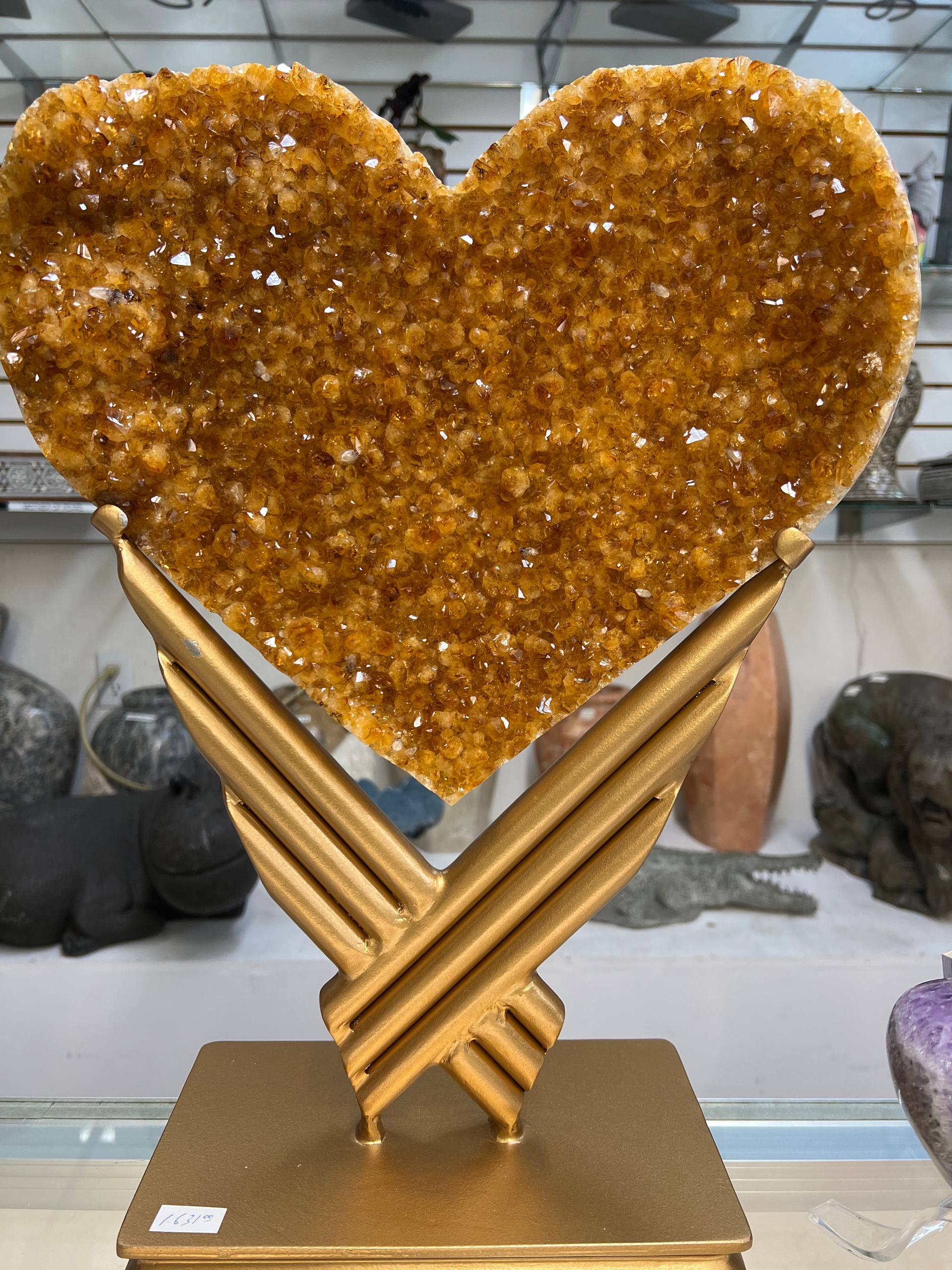 Citrine hearts on stand – view 2