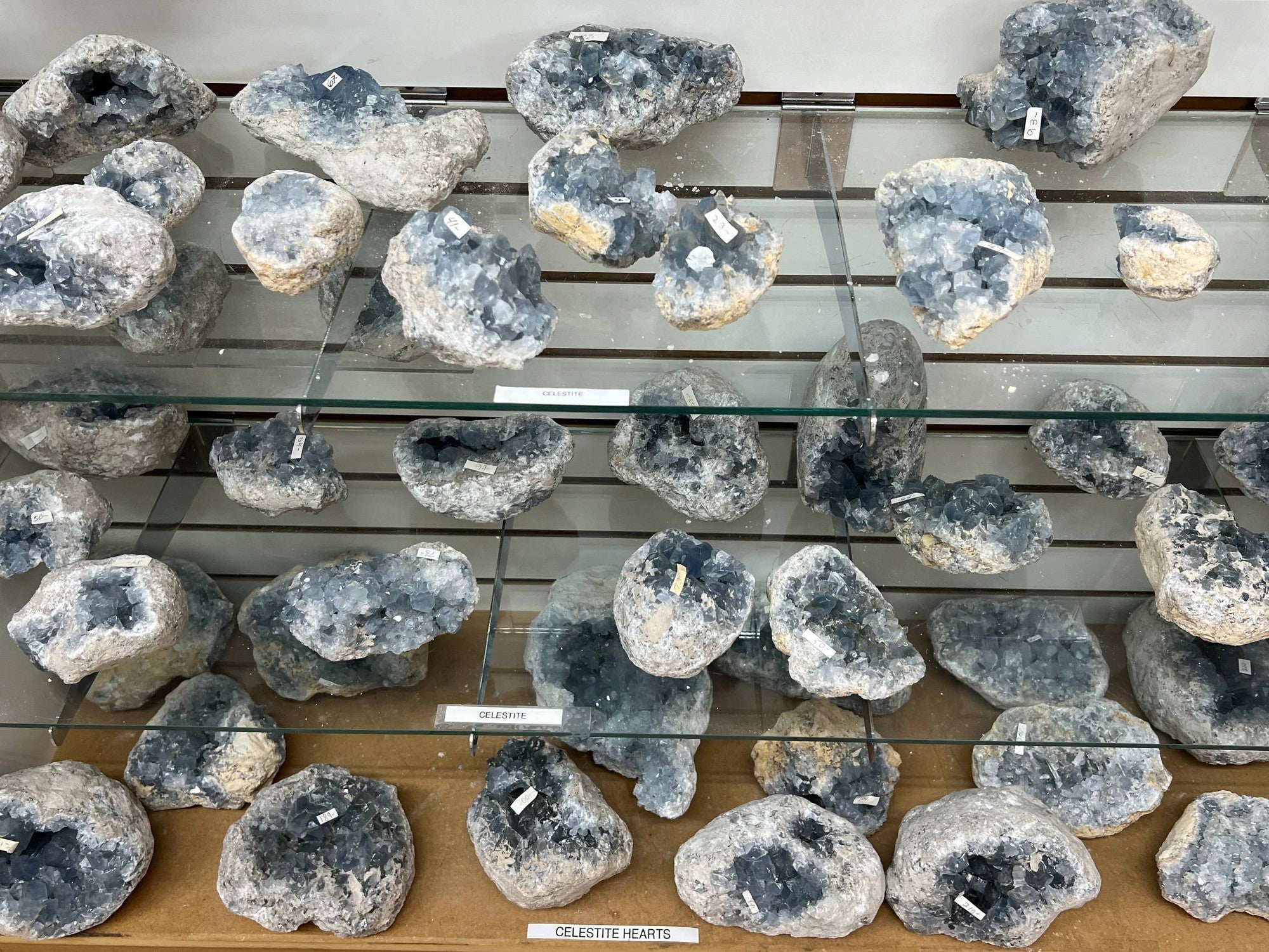 Celestite specimen