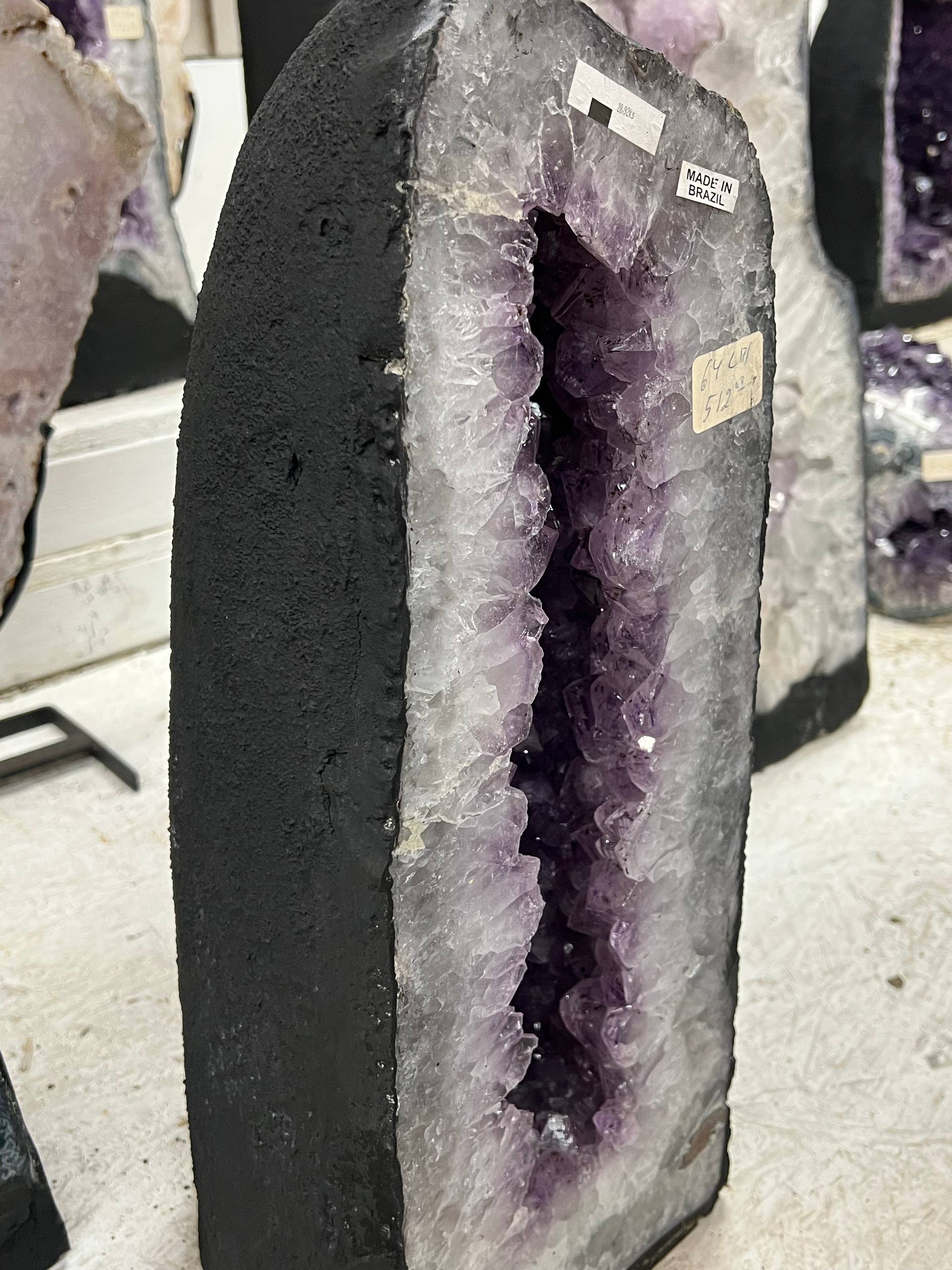 Amethyst geode – view 5