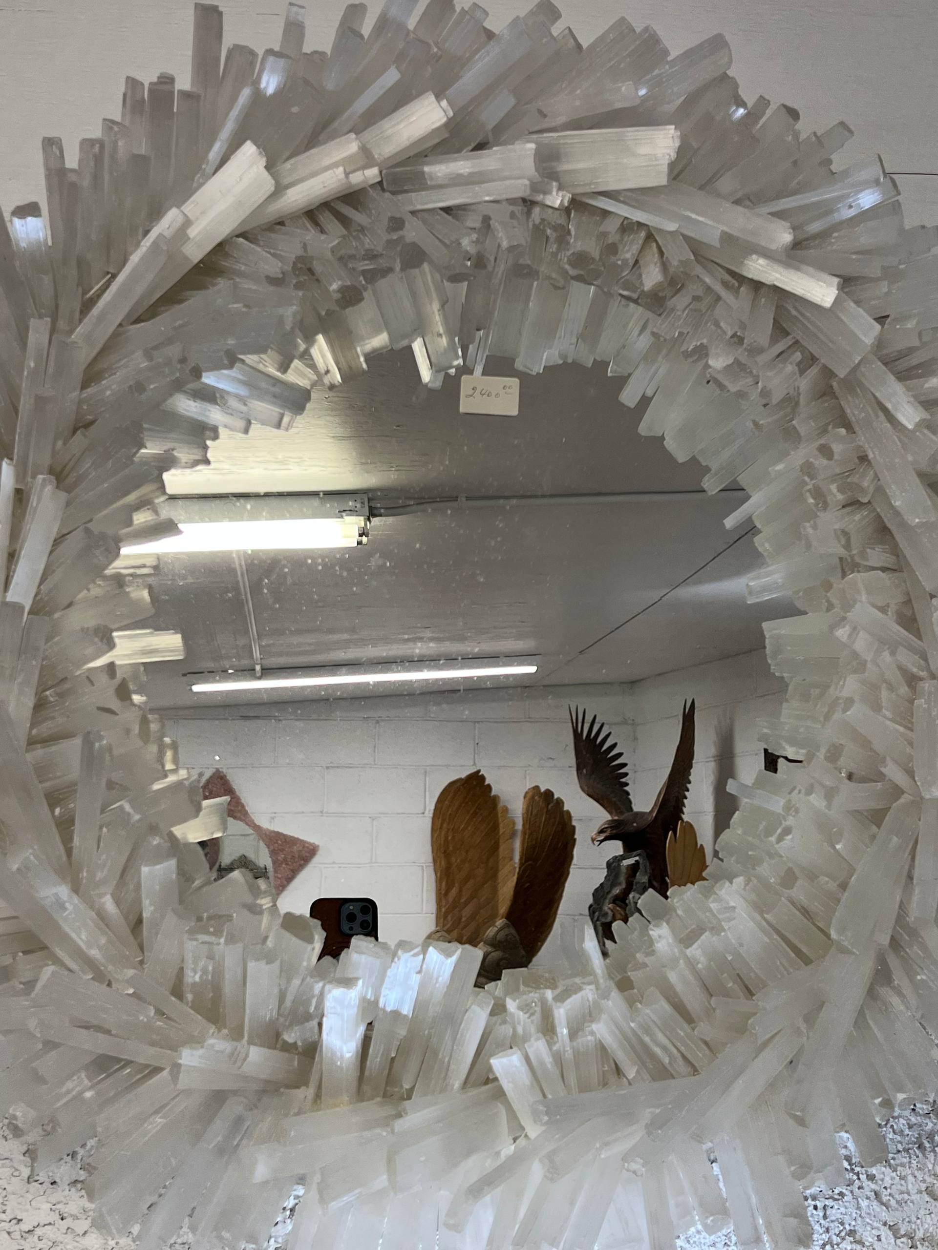 Selenite wall mirror beautiful round shaped – view 16