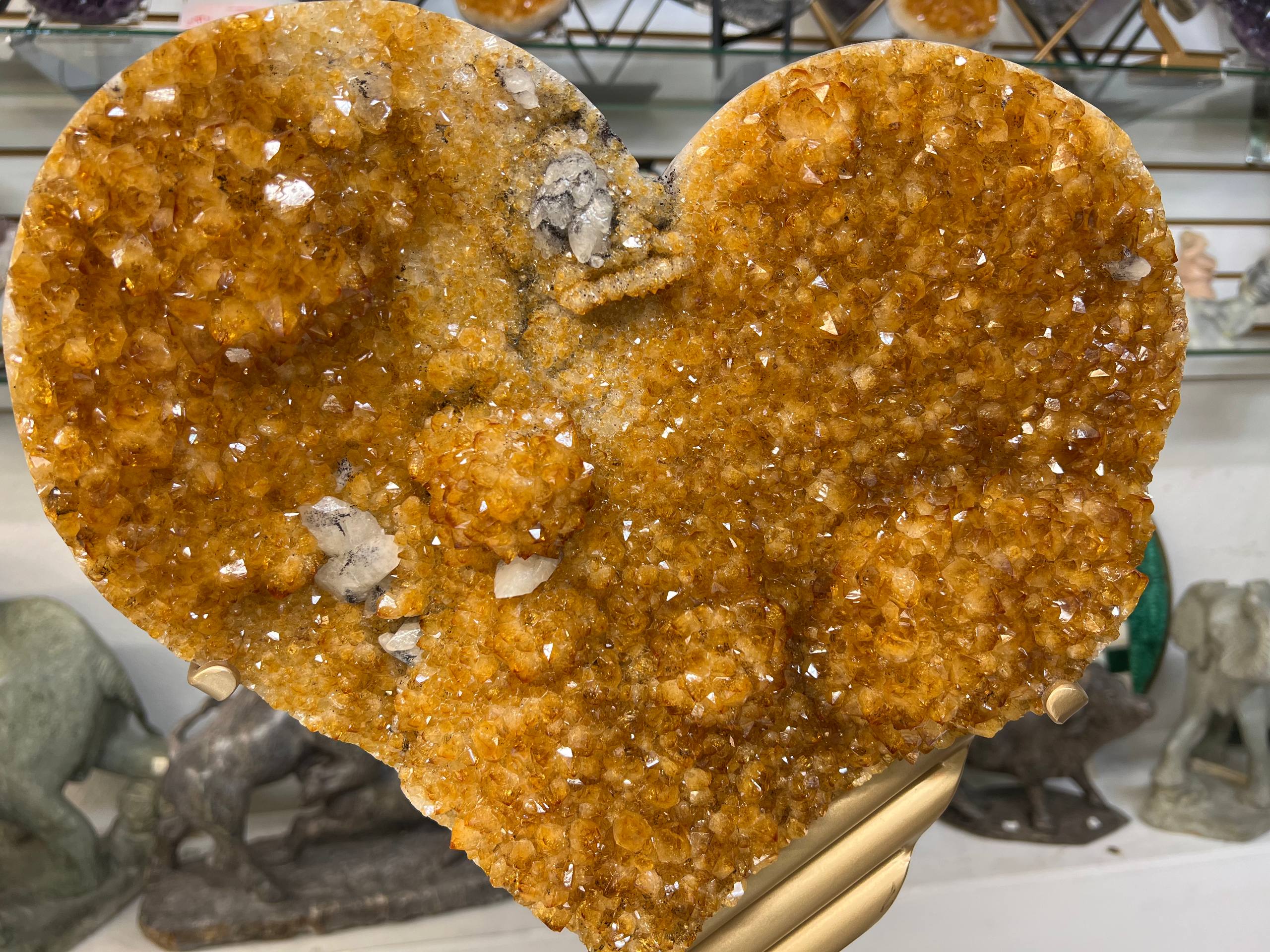Citrine hearts on stand – view 8