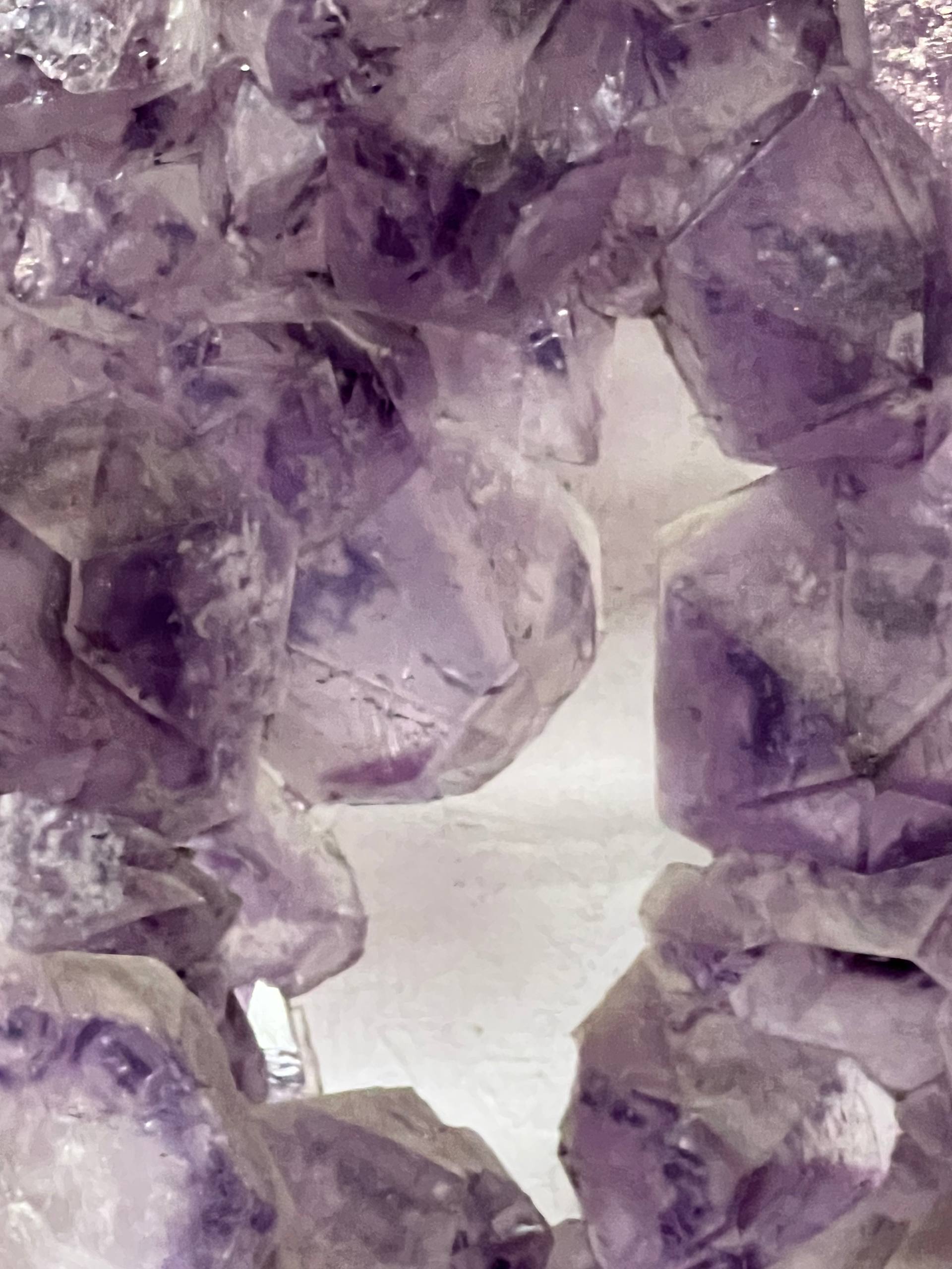 Amethyst geode slabs on stand – view 10