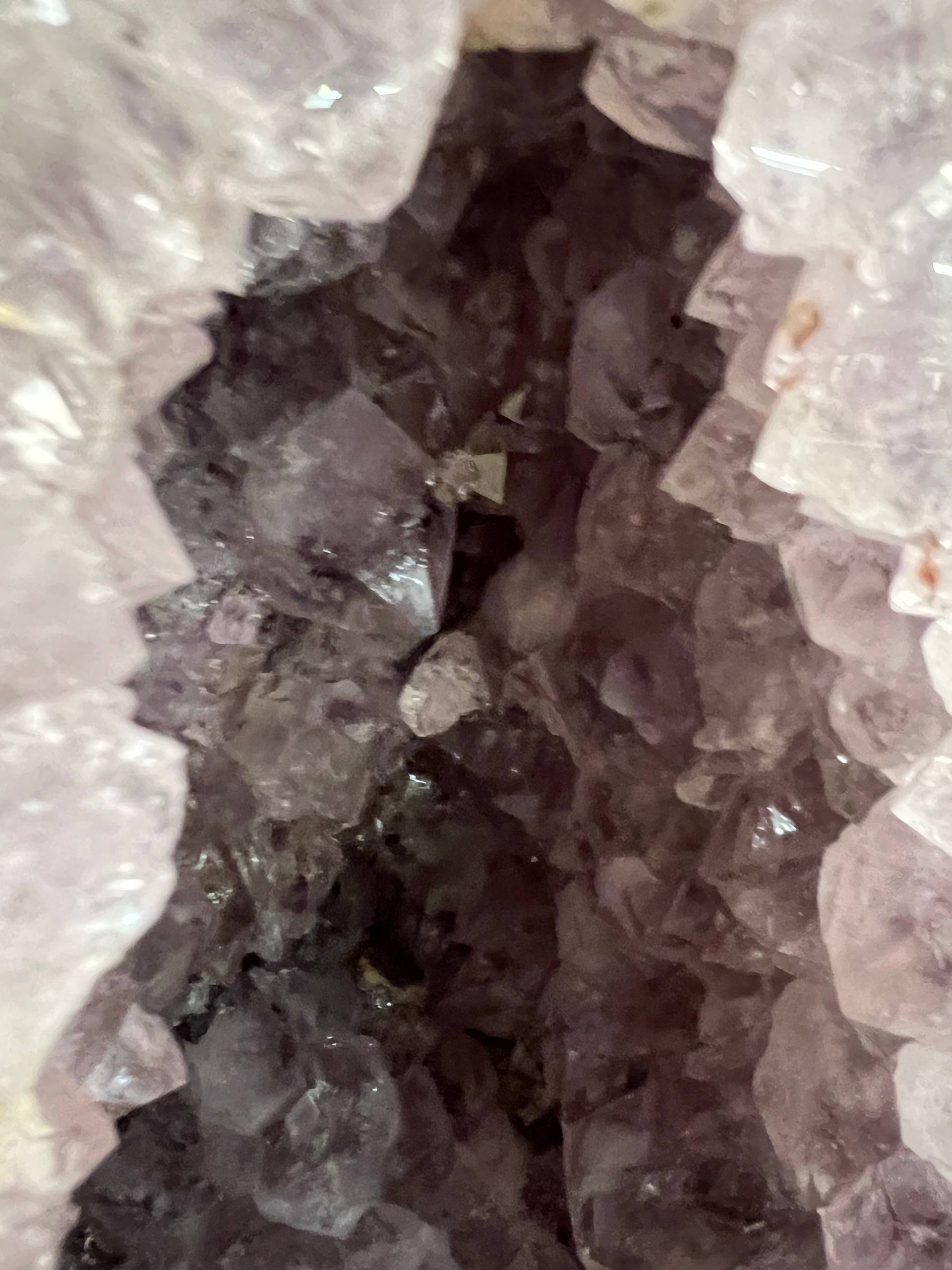 Amethyst geode – view 2