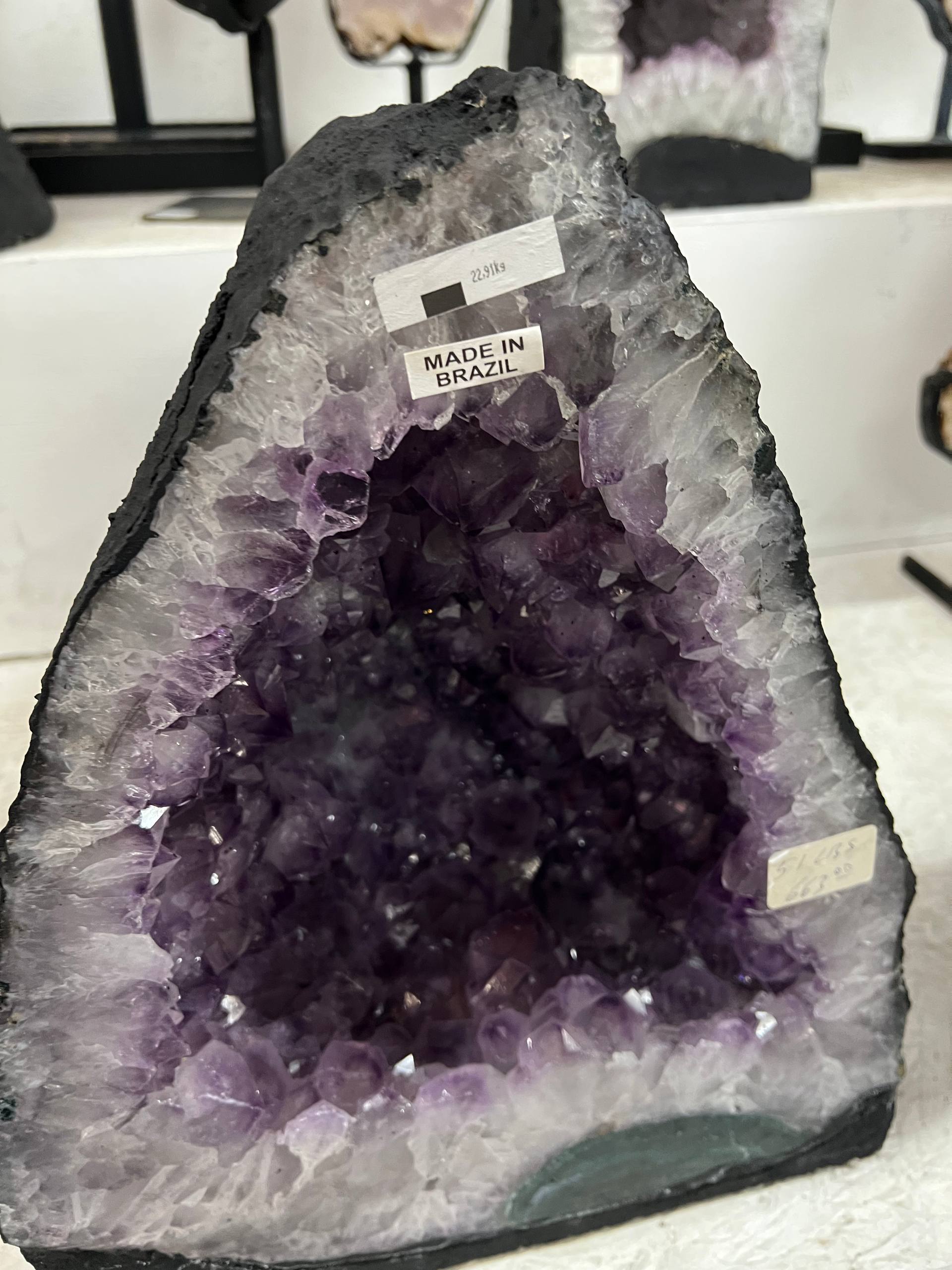 Amethyst geode – view 7