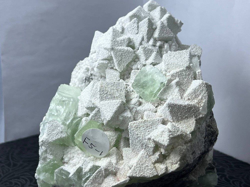 Green fluorite on druzy quartz matrix (Code F5-1)