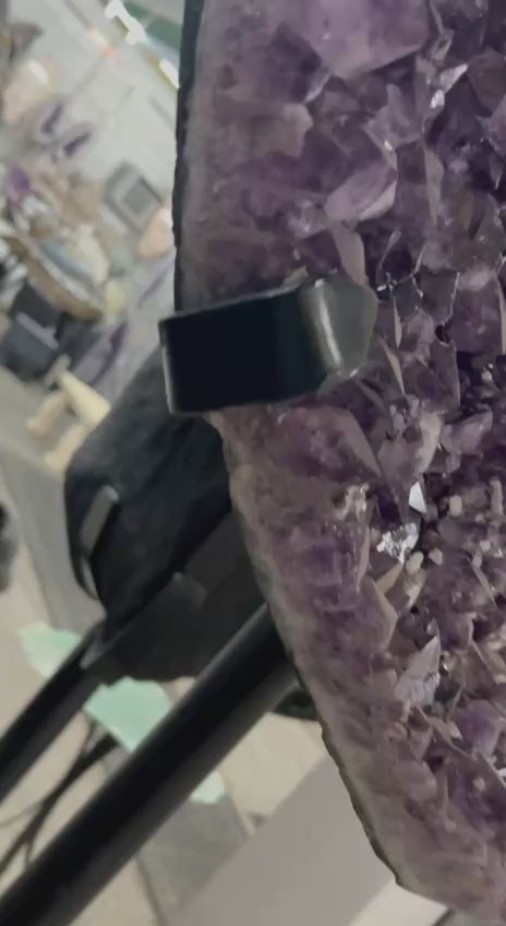 Load video: Amethyst Tower on stand – video