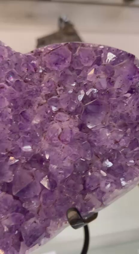 Amethyst hearts on stand