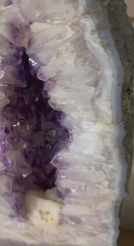 Load video: Amethyst tower Geode dark amethyst