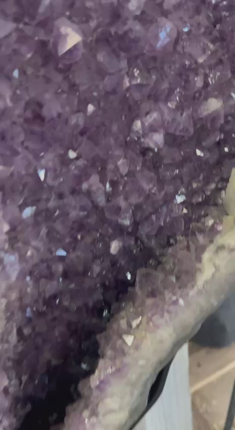 Amethyst Cathedral Geode – video
