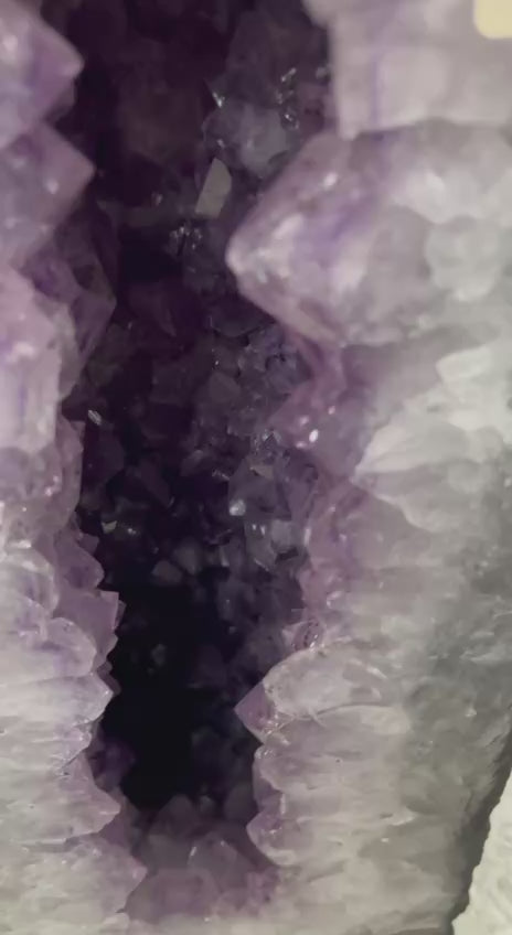 Load video: Amethyst geode