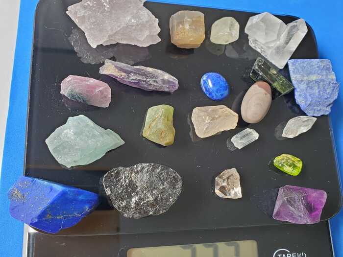 Rough Crystals & Pendants