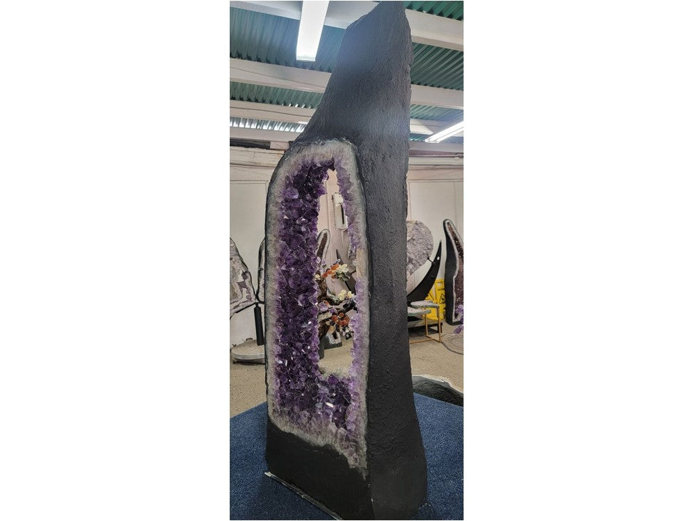 Amethyst geode arch — side profile on stand